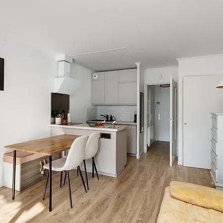 Studio, Et Commerces à Pieds La Baule-Escoublac