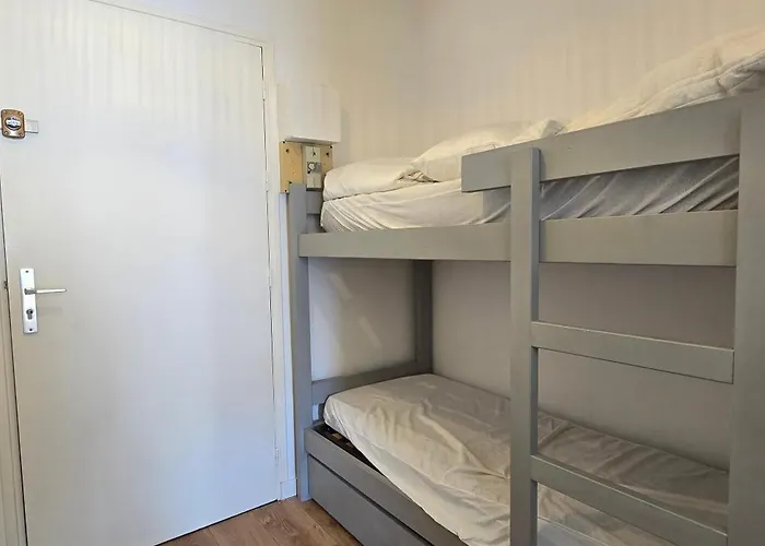 Studio, Et Commerces A Pieds Διαμέρισμα